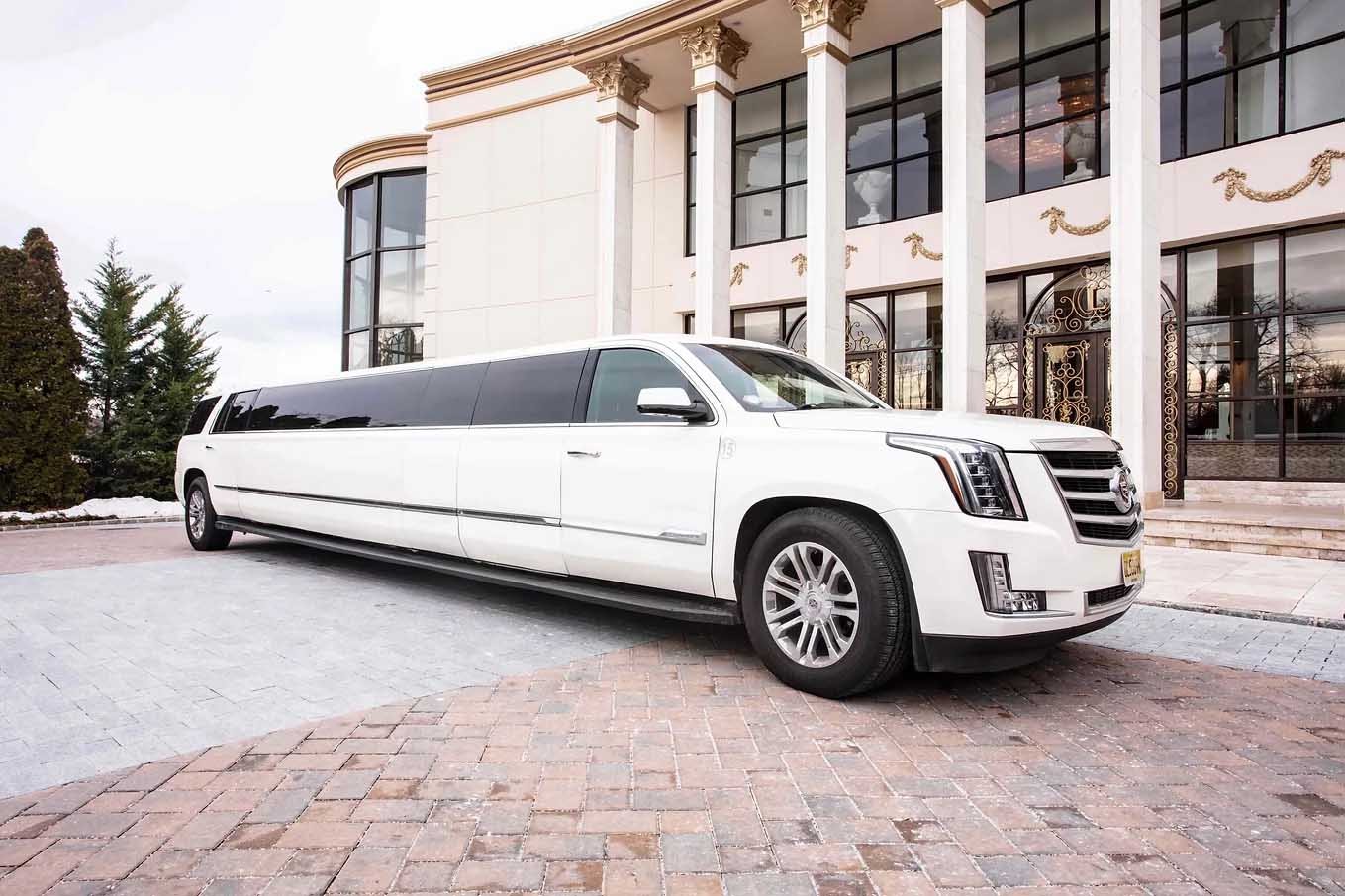 Cadillac Escalade Limousine main
